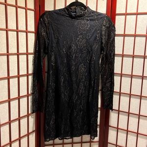 Black long sleeve lace Mini dress with blue lining 🖤💙